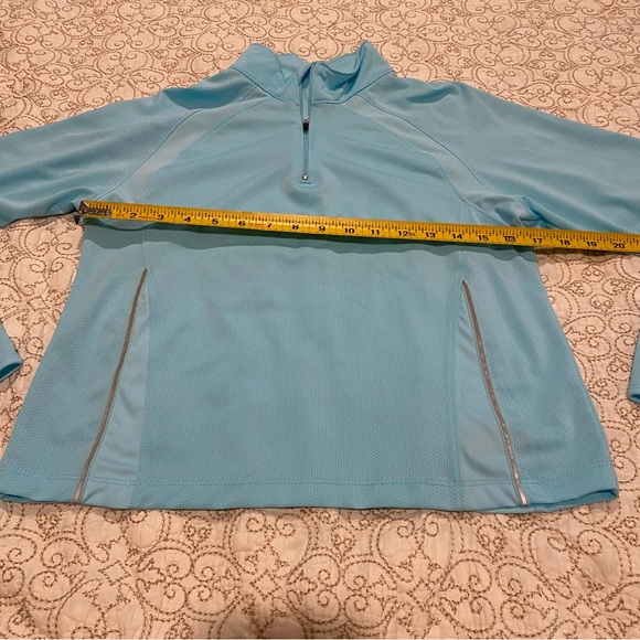 Champion Women’s Activewear Pull Over - Picture 5 of 10